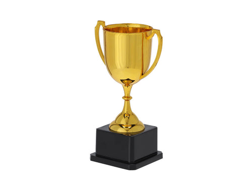 Trophée avec une finition élégante brillante de couleur dorée, conçu avec de larges poignées et une base de couleur noire pour une touche distinctive - Nynor Personnalise
